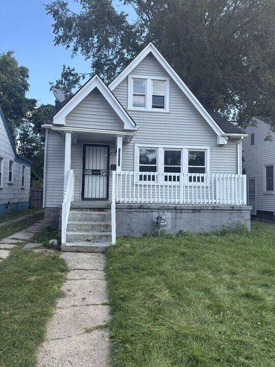 13522 Glastonbury Ave in Detroit, MI - Building Photo