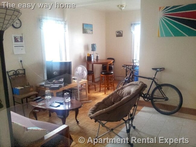 property at 1 Mossland St