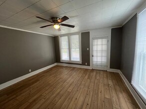 1023 Thomas V Bryant Dr in Jeffersonville, IN - Building Photo - Building Photo