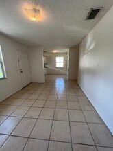 2213 9th Ave E in Bradenton, FL - Building Photo - Building Photo