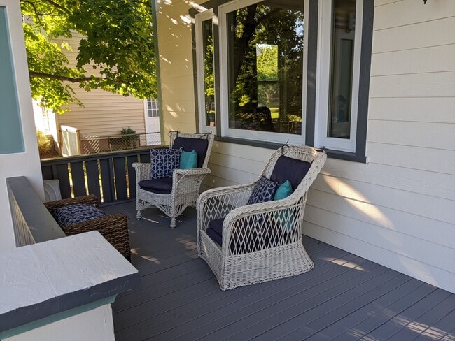 property at 4419 Cooke St