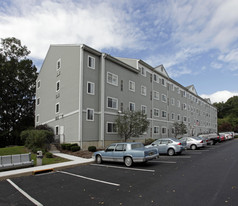 Summer Hill Senior (55+).Apartments