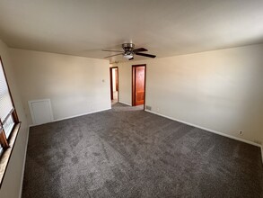 1321 Manitoba Ave in South Milwaukee, WI - Building Photo - Building Photo