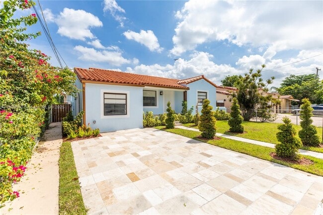 property at 2431 SW 19th St