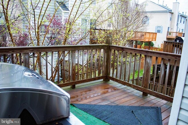 2095 Pawlet Dr in Crofton, MD - Building Photo - Building Photo