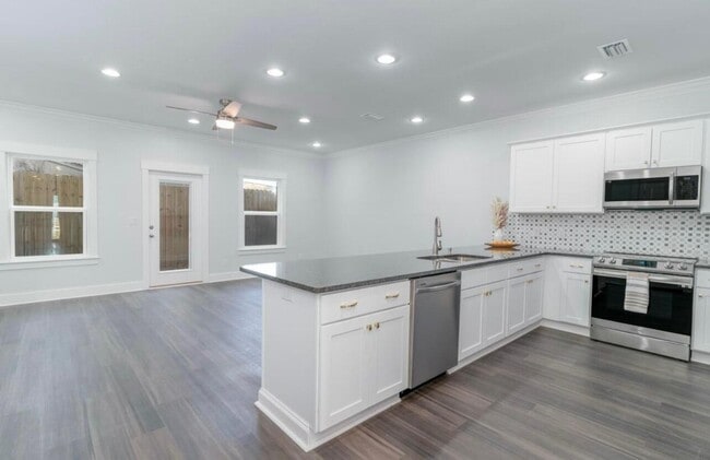 106 Pentecost Wy in Fort Walton Beach, FL - Building Photo - Building Photo