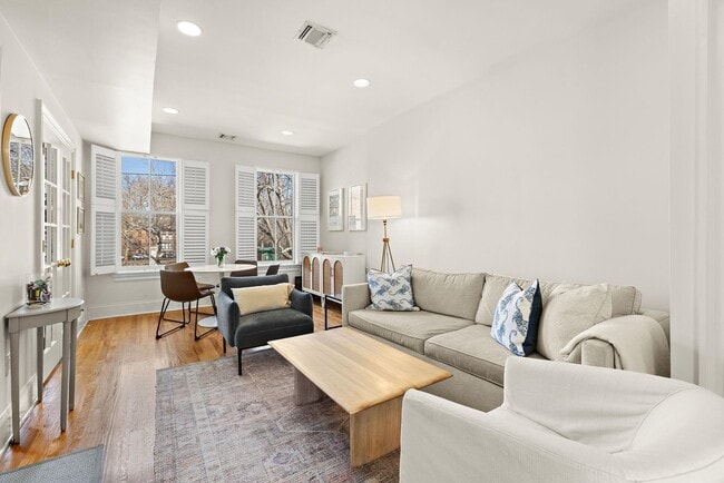 259 4th St in Hoboken, NJ - Building Photo - Building Photo