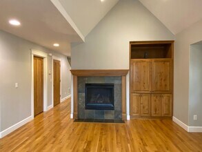 2503 NW Shields Dr in Bend, OR - Building Photo - Building Photo