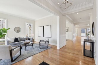 2150 N Stafford St in Arlington, VA - Foto de edificio - Building Photo