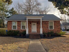 1219 Hilltop Ave in Fayetteville, NC - Building Photo