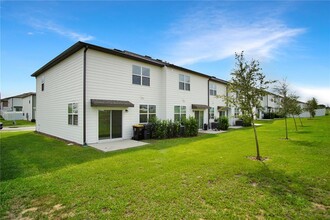 633 Madison Dr in Davenport, FL - Building Photo - Building Photo