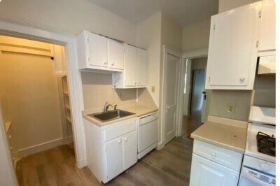 22 Alton Ct, Unit 2 in Brookline, MA - Building Photo - Building Photo