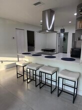 2314 Pinecrest Ct in West Palm Beach, FL - Building Photo - Building Photo