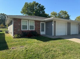 116-118 E Cornhill St in Cameron, MO - Building Photo