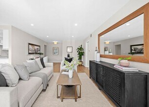 266 S Madison Ave in Pasadena, CA - Building Photo - Building Photo