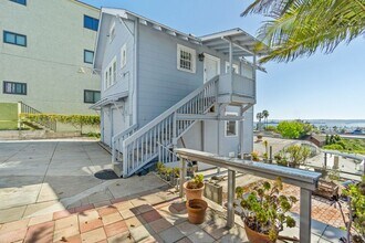 2452 Union St in San Diego, CA - Foto de edificio - Building Photo