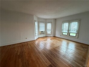 5148 Highbridge St in Fayetteville, NY - Building Photo - Building Photo