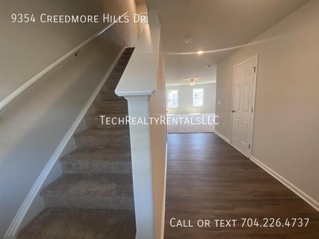 9354 Creedmore Hills Dr in Charlotte, NC - Building Photo - Building Photo