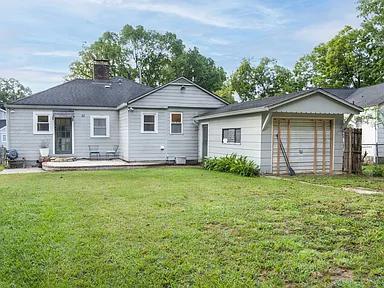 property at 303 Shawnee Trail