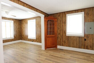 256 S 3rd St in Frankfort, IN - Building Photo - Building Photo