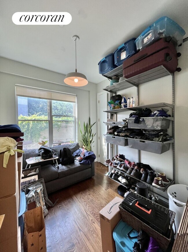 1009 Willoughby Ave in Brooklyn, NY - Building Photo - Building Photo
