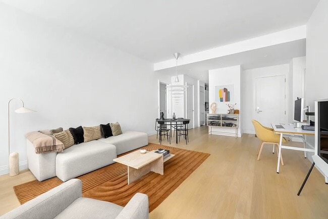 1 Wall St in New York, NY - Building Photo - Building Photo