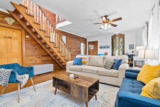 912 Little Bay Ave in Norfolk, VA - Building Photo - Building Photo