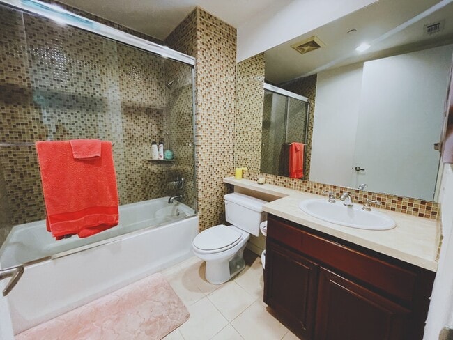 property at 637 S Fairfax Ave