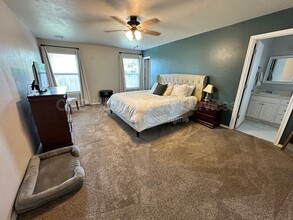 613 E Linden Ln in Mustang, OK - Building Photo - Building Photo