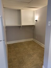 1114 W 6th St, Unit 3 in Winona, MN - Building Photo - Building Photo
