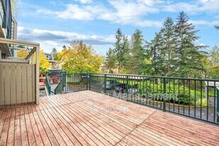 8845 166th Ave NE in Redmond, WA - Building Photo