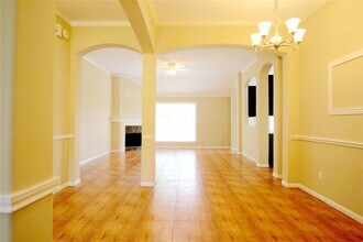 71 Atascadero Dr in Manvel, TX - Building Photo - Building Photo