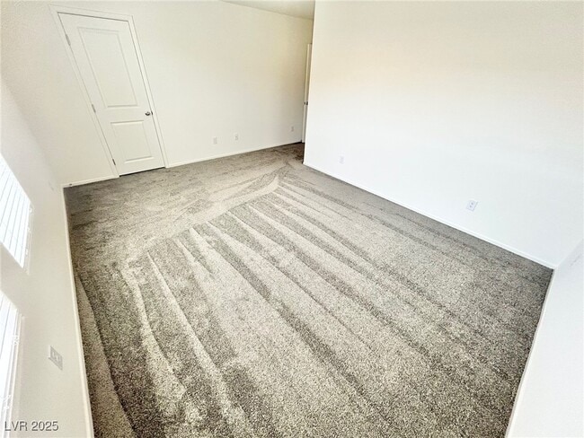 9916 Bumblebee Hls St