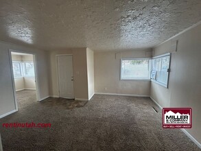 265 Rigdon Ave in South Salt Lake, UT - Building Photo - Building Photo