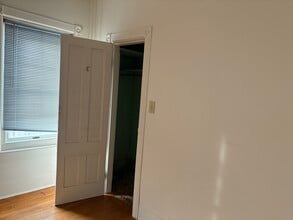 30 Elm St, Unit 1 in Plattsburgh, NY - Building Photo - Building Photo