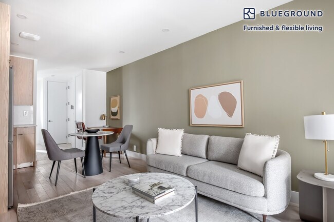 170 1st Ave. in New York, NY - Building Photo - Building Photo