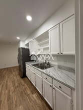 319 Surrels Ave in San Antonio, TX - Foto de edificio - Building Photo