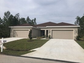 35 Wood Arbor Ln in Palm Coast, FL - Building Photo