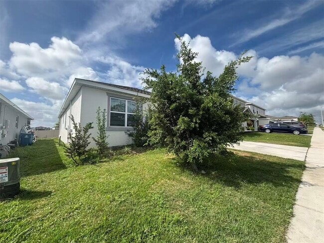 1156 Sugarwood St in Davenport, FL - Building Photo - Building Photo