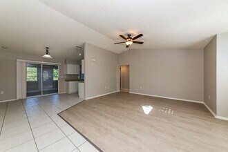 6202 65th Ct E in Palmetto, FL - Building Photo - Building Photo