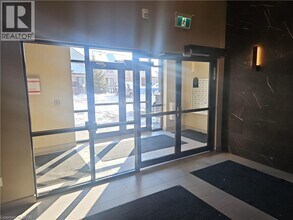 249 Grey Silo Rd in Waterloo, ON - Building Photo - Building Photo