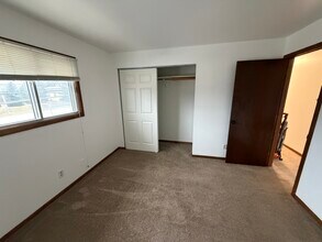 6296 S 3rd St, Unit 6296 S 3rd Street in Milwaukee, WI - Building Photo - Building Photo