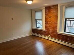 388-392 Central Ave in Dover, NH - Building Photo - Building Photo