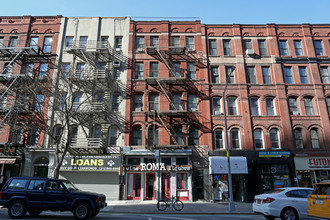 726 Amsterdam Ave in New York, NY - Building Photo - Building Photo