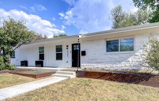 5407 Manor Rd in Austin, TX - Building Photo