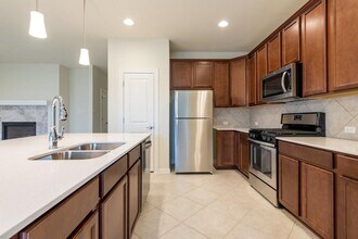 16912 Lathrop Ave in Pflugerville, TX - Building Photo - Building Photo