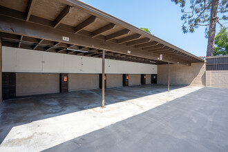 VIVA Apartment Homes in Anaheim, CA - Building Photo - Building Photo