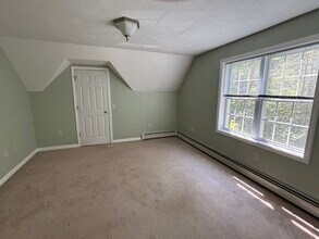 7 George Howard Rd in Hubbardston, MA - Building Photo - Building Photo