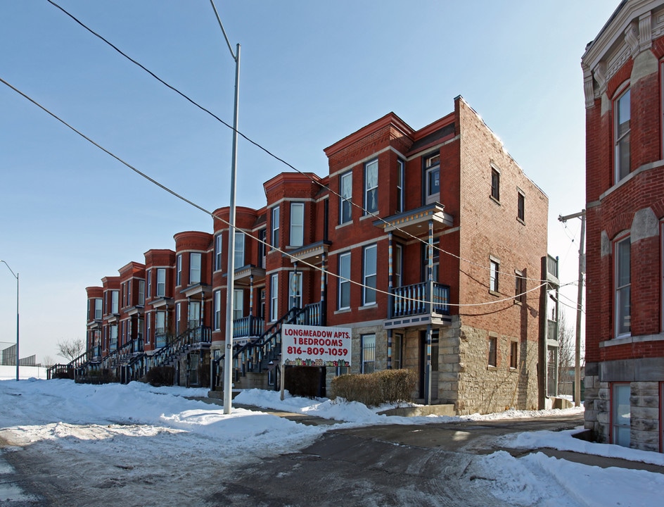 Longmeadow Apartments in Kansas City, MO - Building Photo