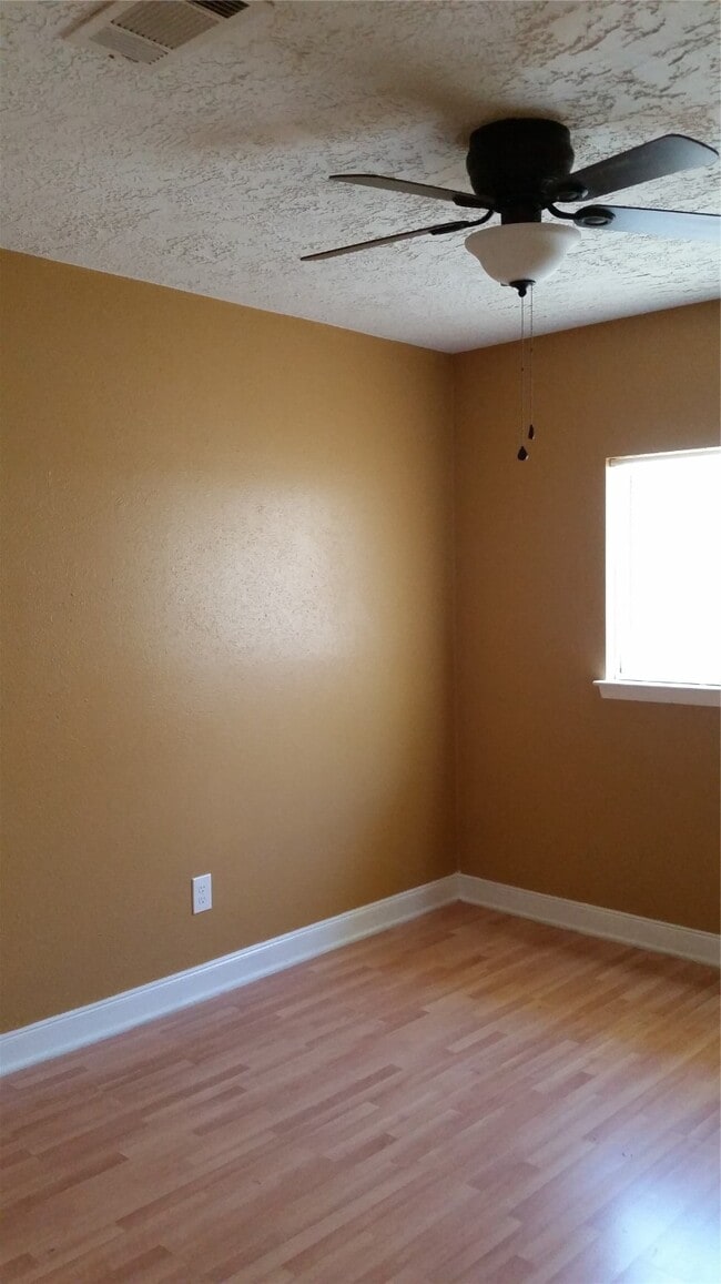 property at 10927 Wilkenburg Dr